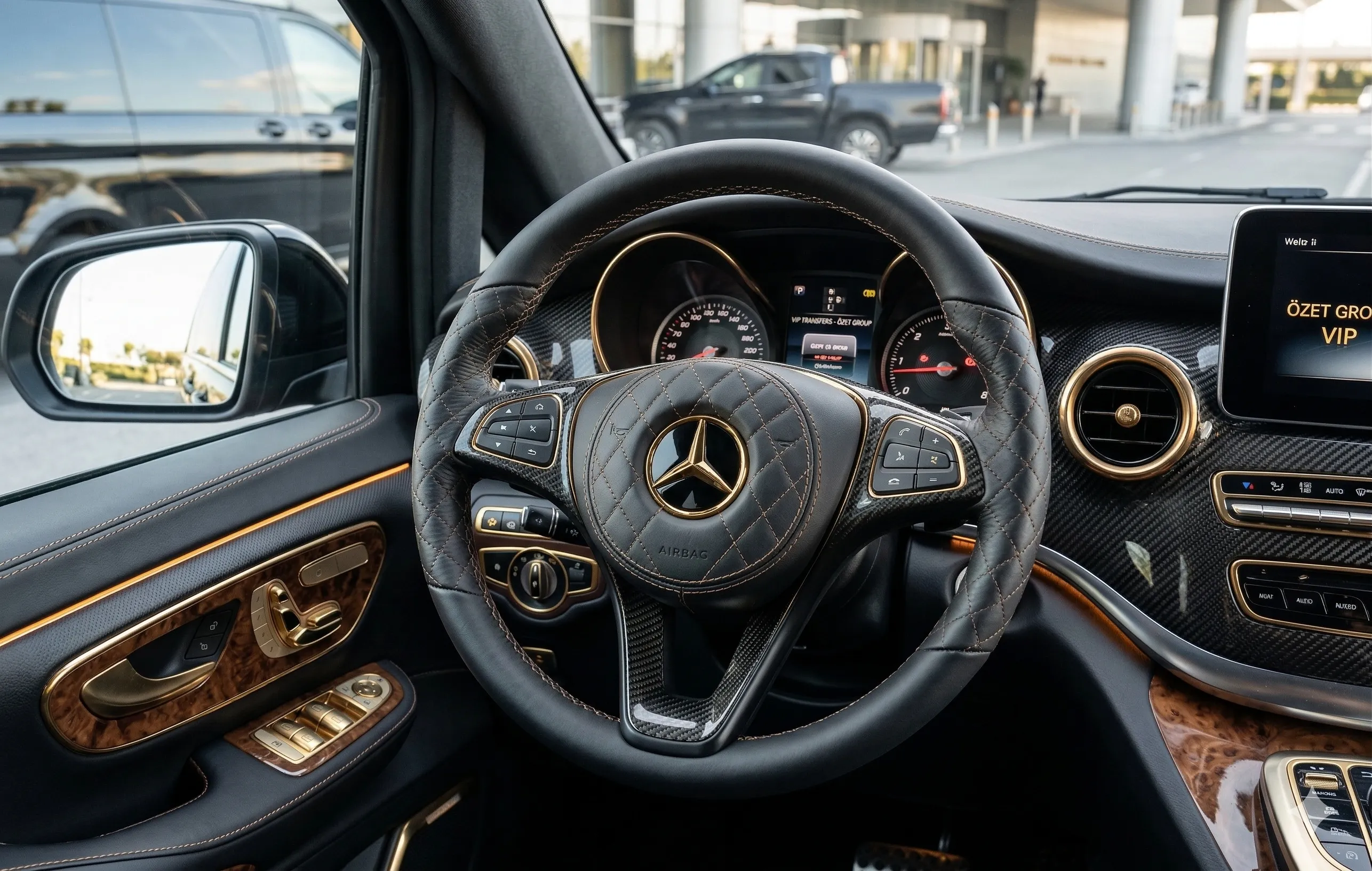 Mercedes Vito interior steering wheel detail
